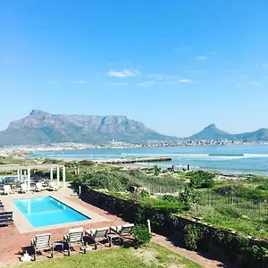  Apartment Beachfront At Leisure Bay South Africa