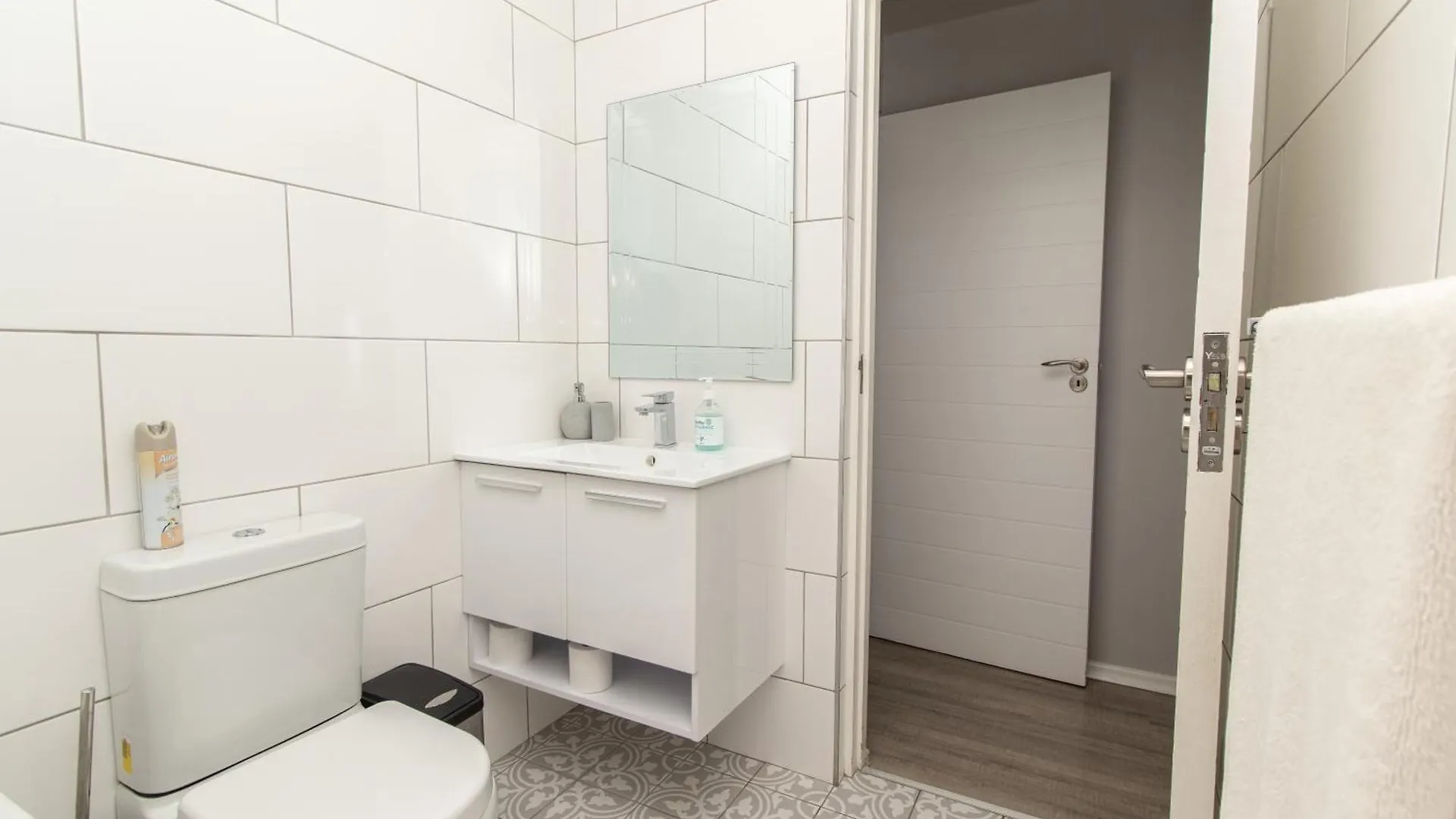 Brookes Hill Suites Luxury Apartment 124 Port Elizabeth 0*,  South Africa