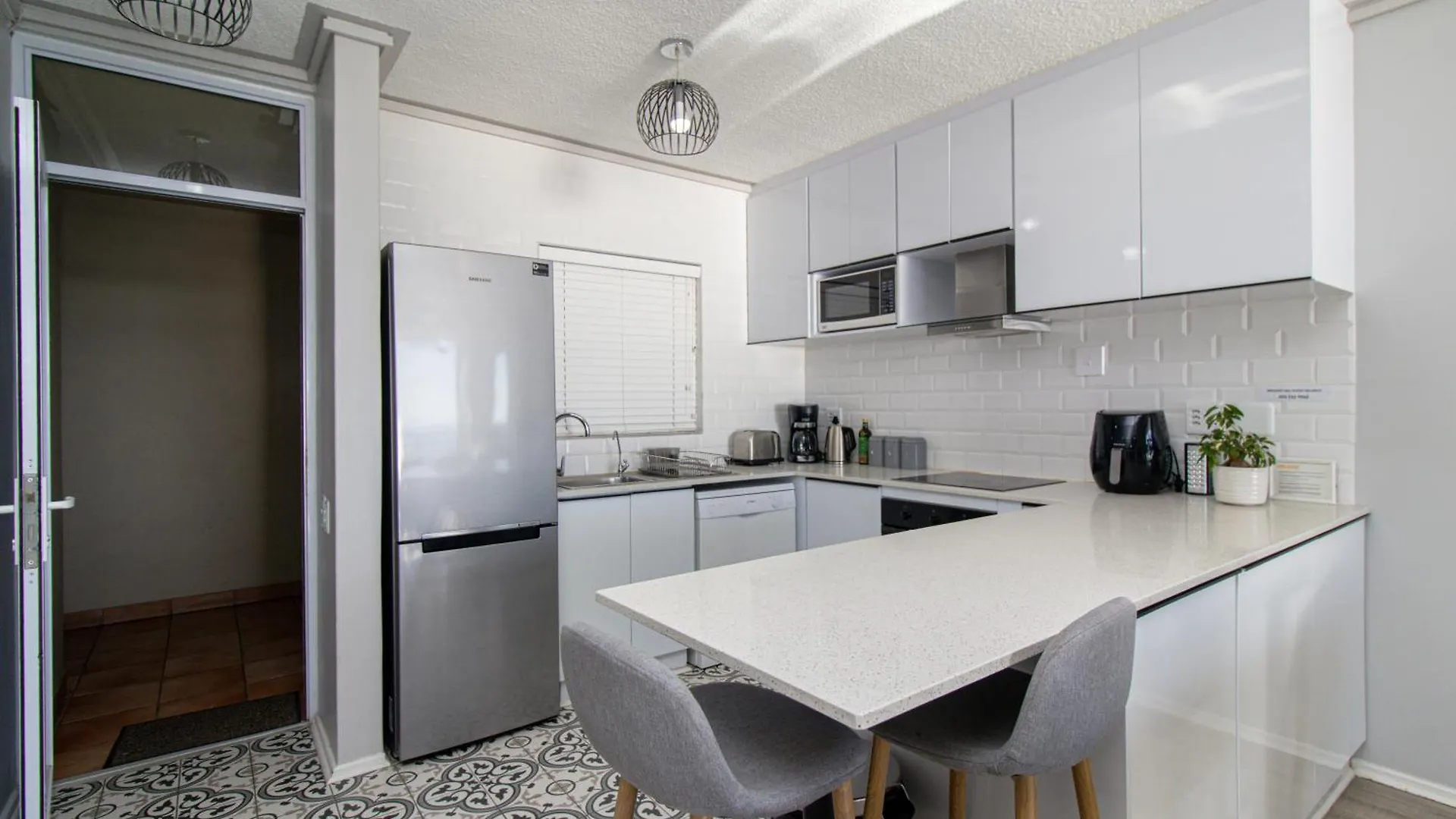 Brookes Hill Suites Luxury Apartment 124 Port Elizabeth